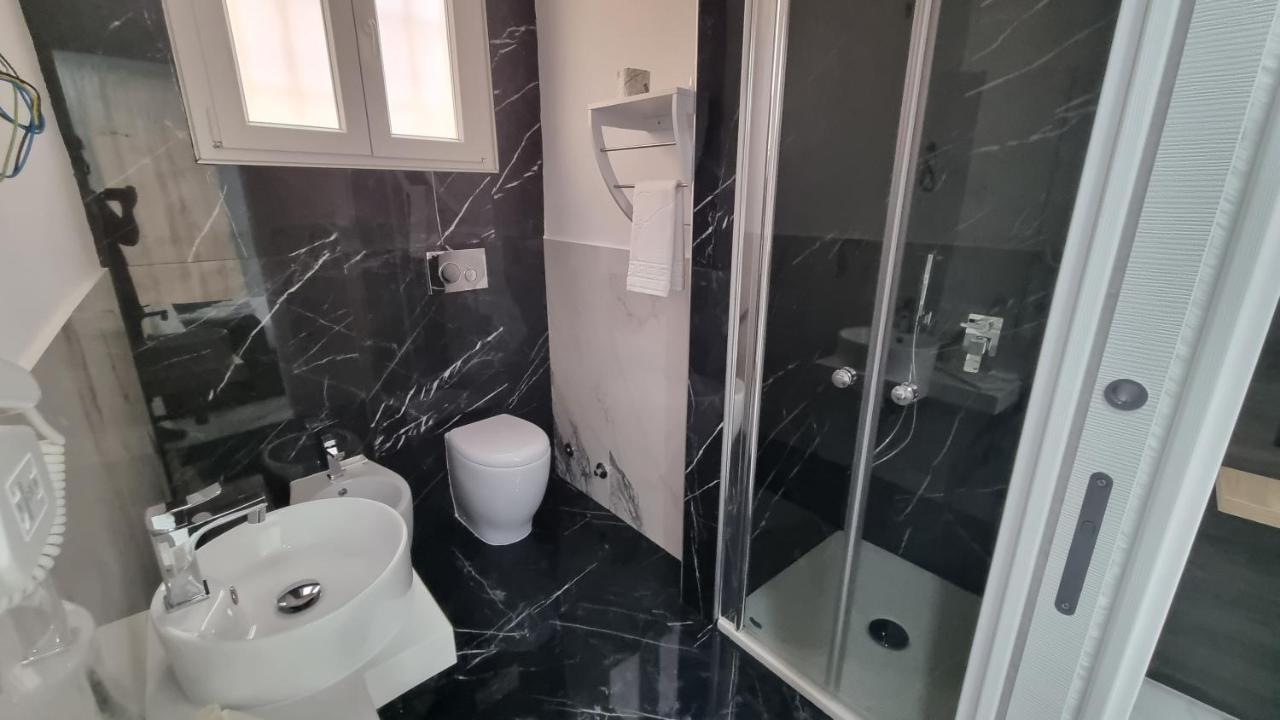 Rooms Vico Giunti Crotone Extérieur photo